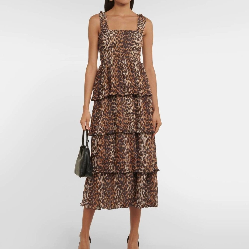GANNI ! Pleated Smocked leopard-Print Recycled-georgette Midi Dress(EU/3…